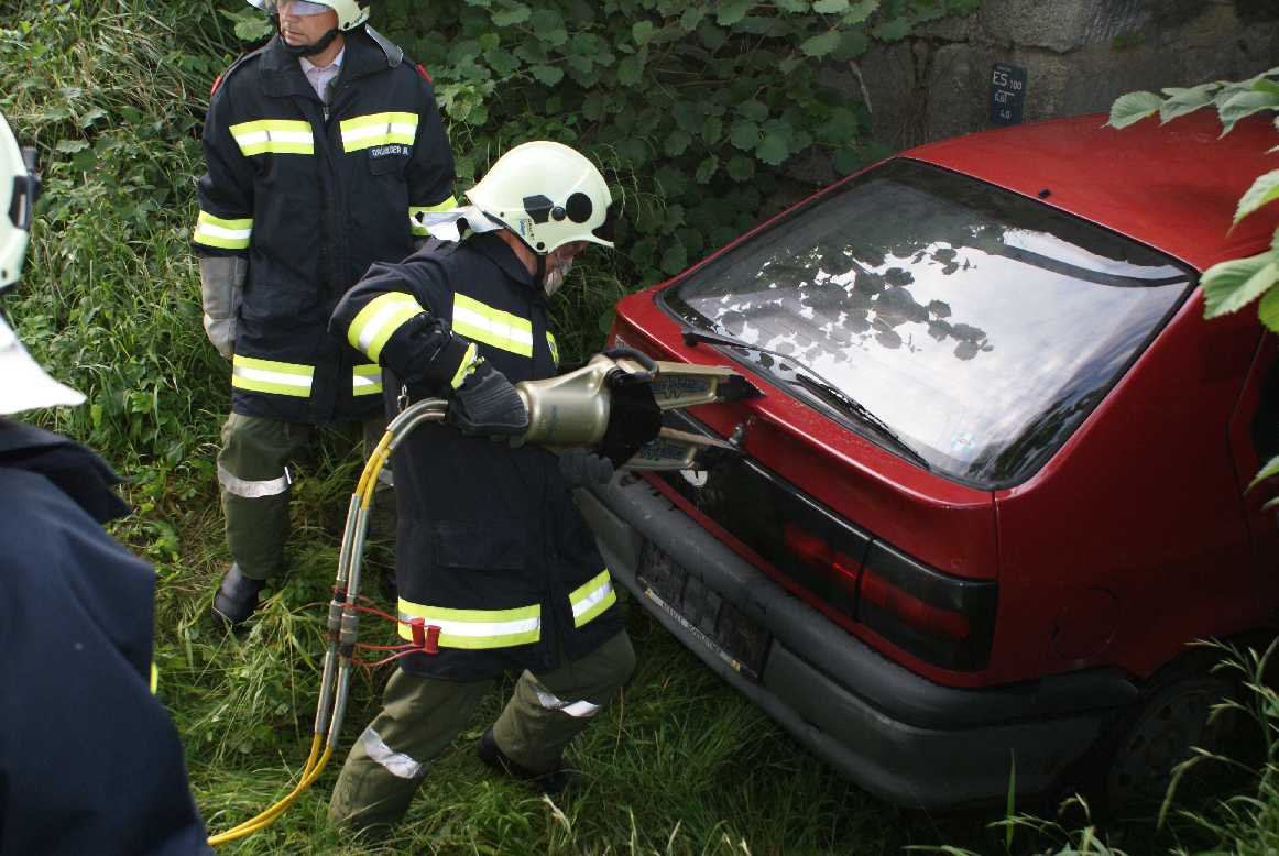 20100803 Spreizer Kofferraum 1.JPG